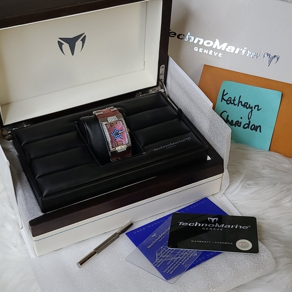 TECHNOMARINE PINK STAR XS LADY DIAMONDS WATCH - Picture 2 of 16